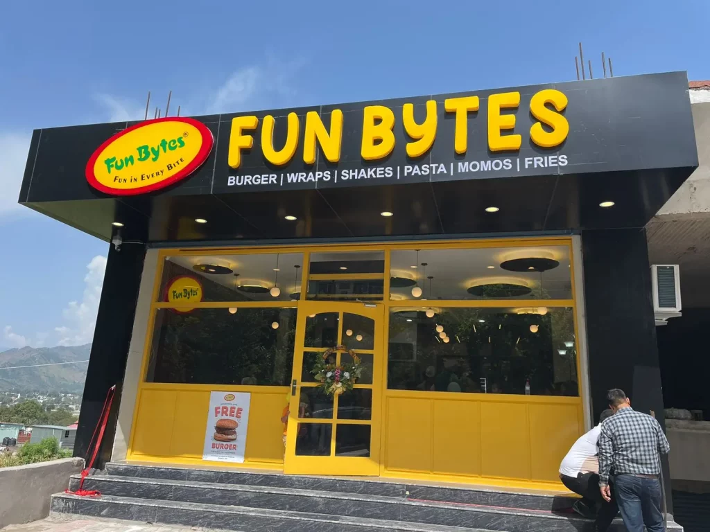 Funbytes Lounge interior